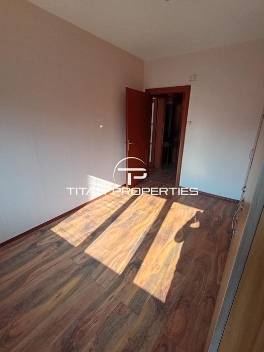 Тристаен апартамент с АКТ 16 в Центъра на гр. Бургас