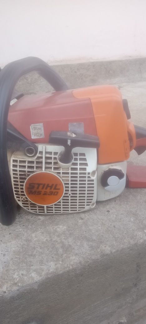 Vând drujba Stihl ms 230