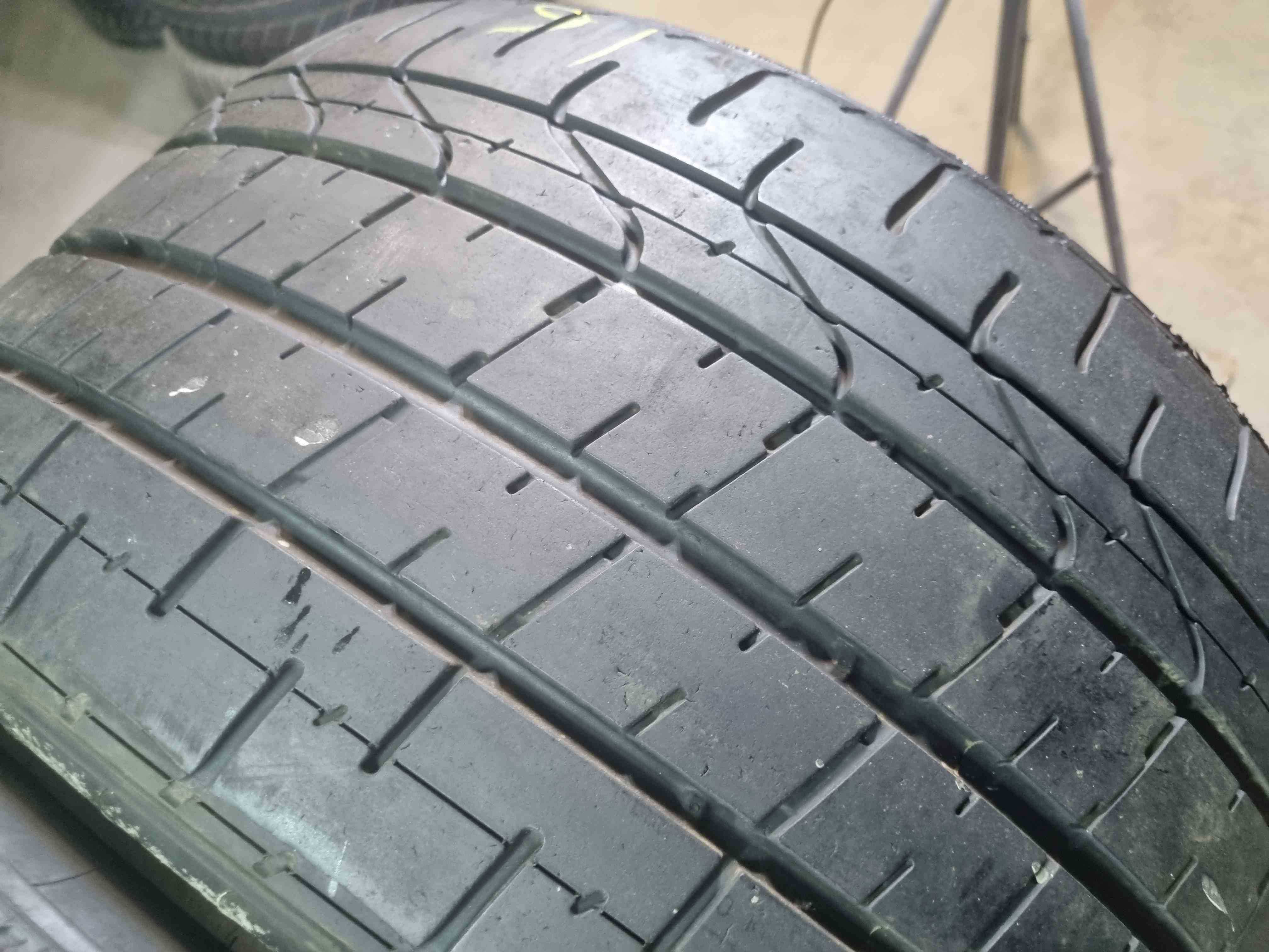 SET 2 Anvelope Vara 305/30 R20 PIRELLI P Zero Corsa