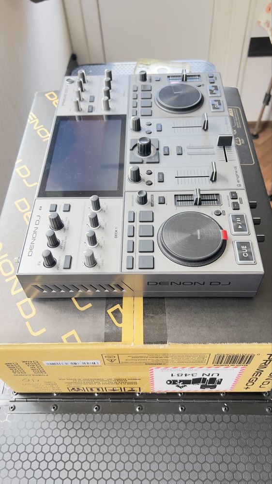 Consola dj Denon Prime Go + Noua