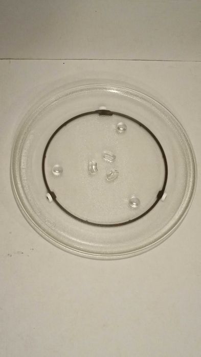 Чиния от микровълнова LG