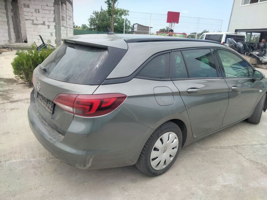 Dezmembrez Opel Astra k 2021 full