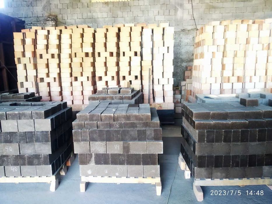 Огнеупорные кирпичи для печей, каминов