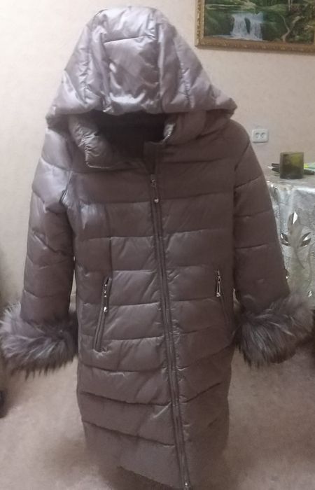 Продам пуховик в отличном состоянии