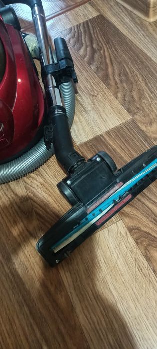 Пылесос, бу в рабочем состоянии