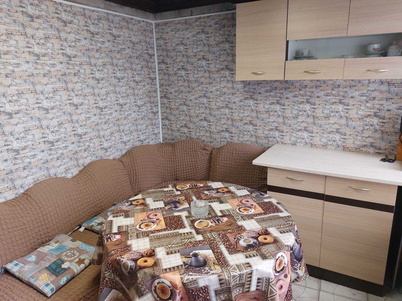 Продава се Къща в Велинград - 240 кв.м за 771 €/кв.м - Снимка #8