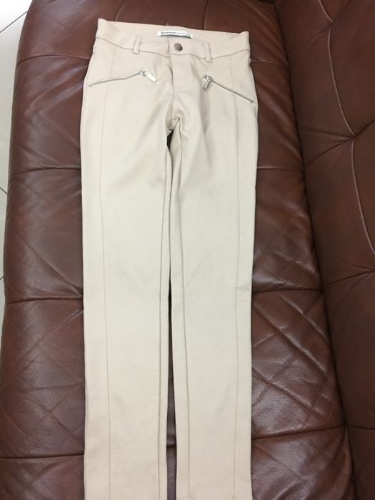 Pantaloni "Stradivarius" exceptionali+cadou