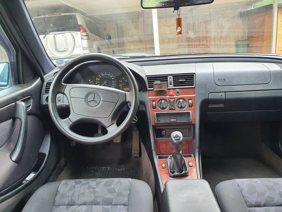Mercedes W202 C180 газ/бензин