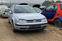 Dezmembrez Golf 4