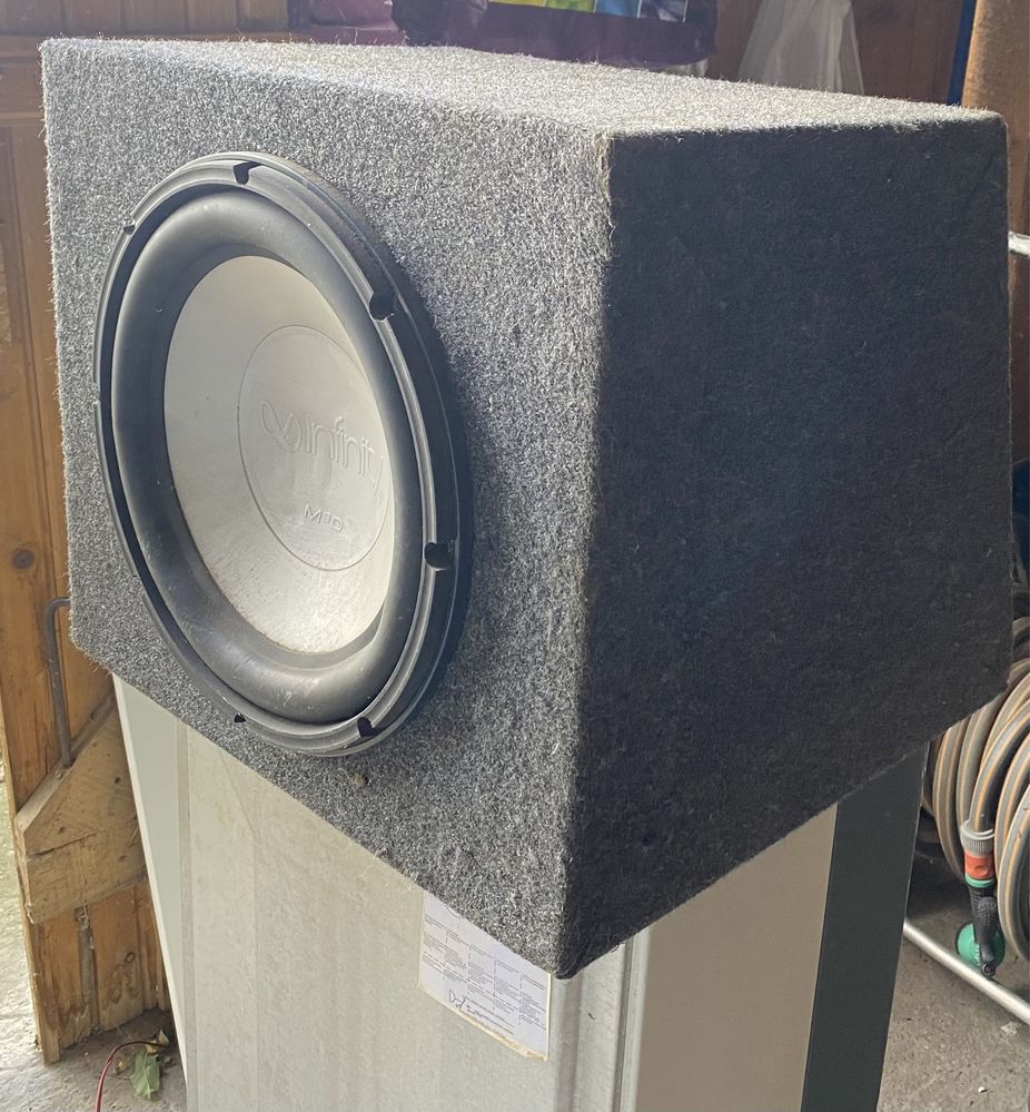 Stație pioneer și cutie subwoofer  cu membrana infinity M 3d