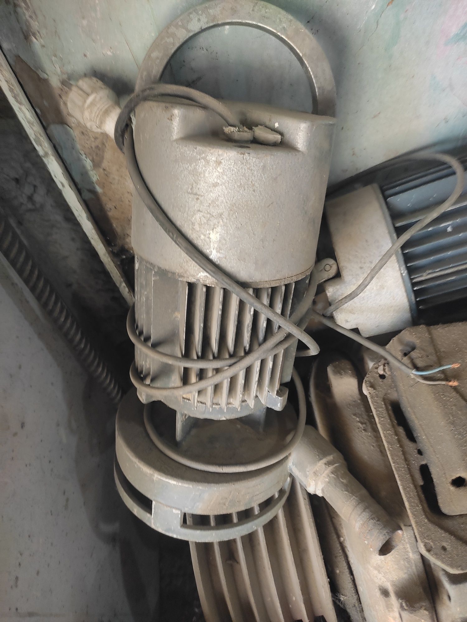 Remont motor shimge agdel 220 380