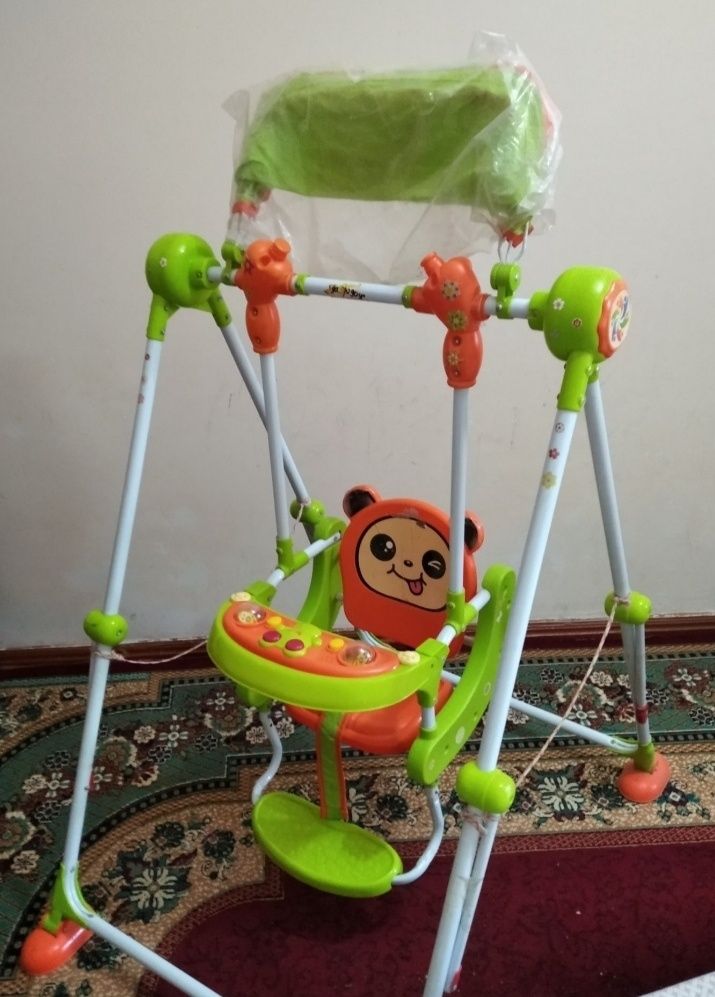 Качелия детский качелия...