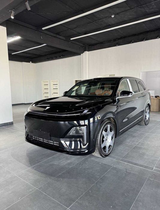 Changan Deepal S09 maslo holatda