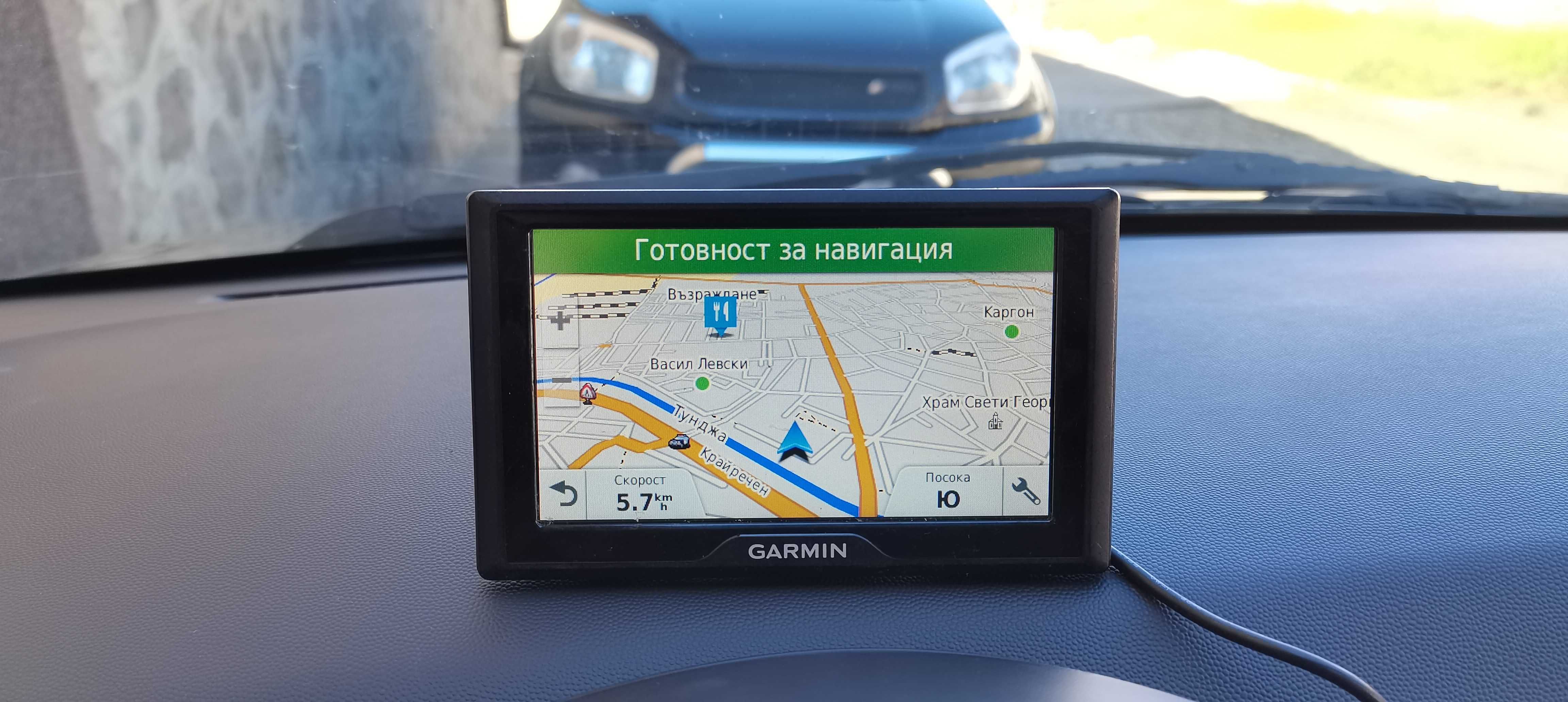 Навигация 5 инча Гармин 51 с блутут, карти и камери на Европа и Турция