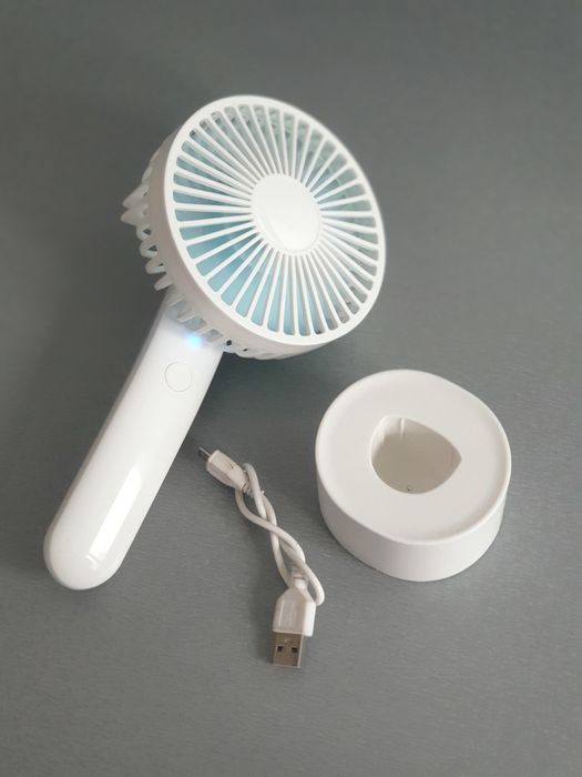 Ventilator portabil de mana cu acumulator reincarcabil Li-Ion 3 viteze