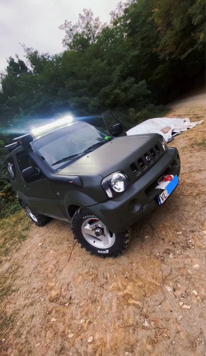 Vand sau schimb suzuki jimny refacut total