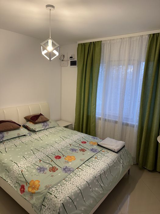 Inchiriez casa tip garsoniera in regim hotelier