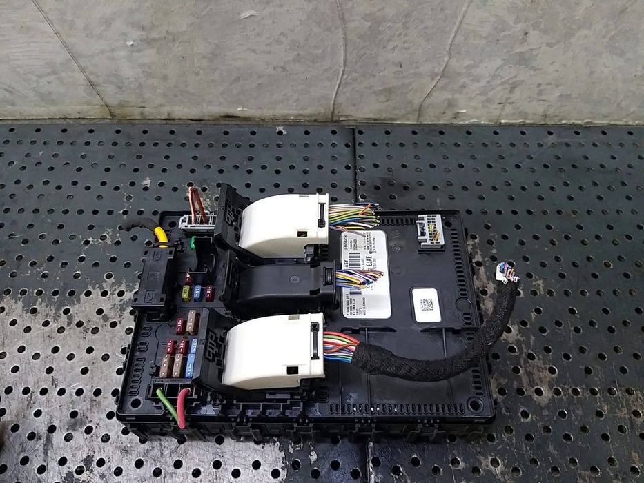 Panou sigurante modul bcm 1.0 b ford puma j2k cf7 lu5t15604bjae