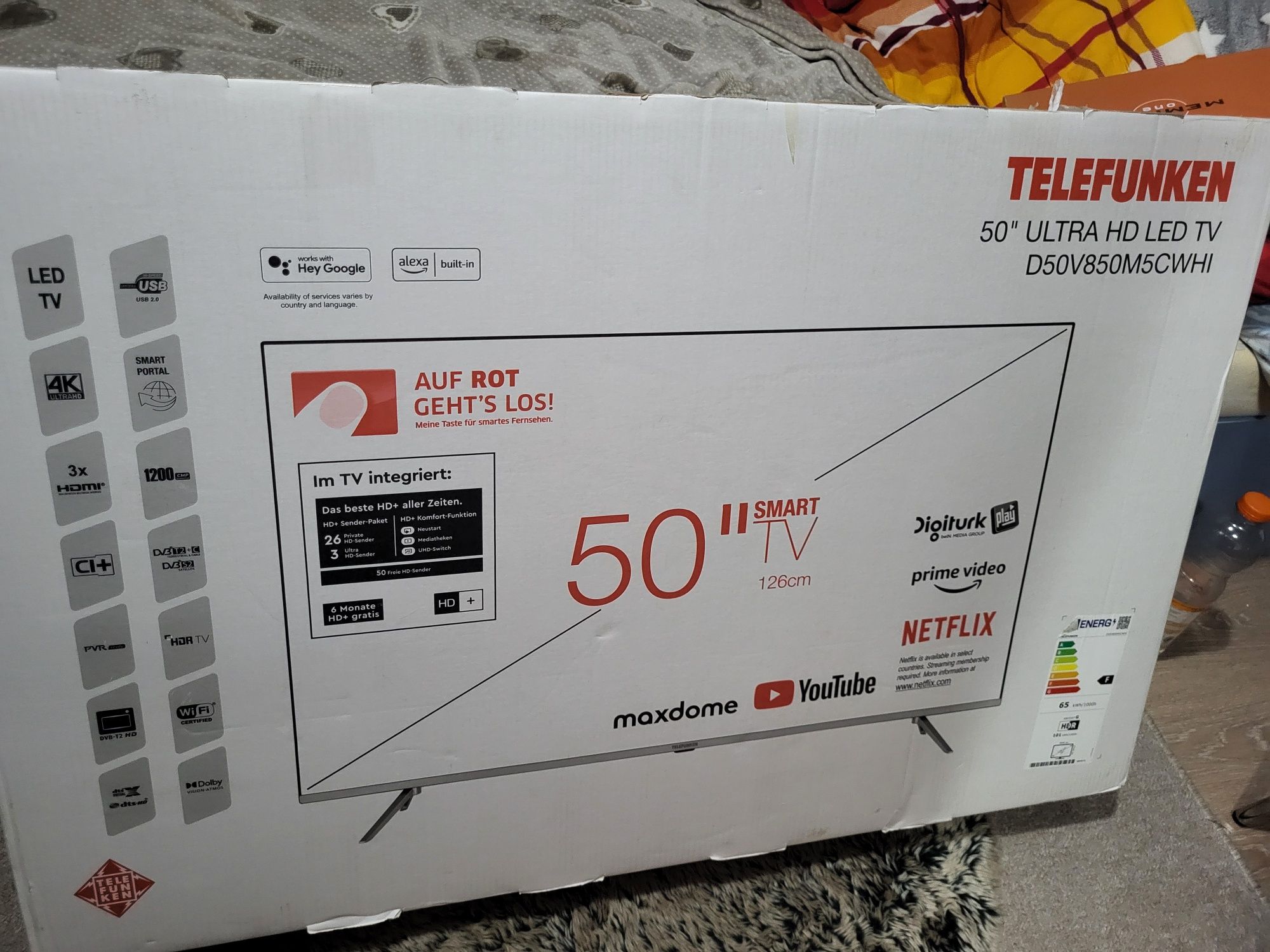 Vind TV Led smart 4K UHD Telefunken 127 cm 50".nou la cutie impecabil.