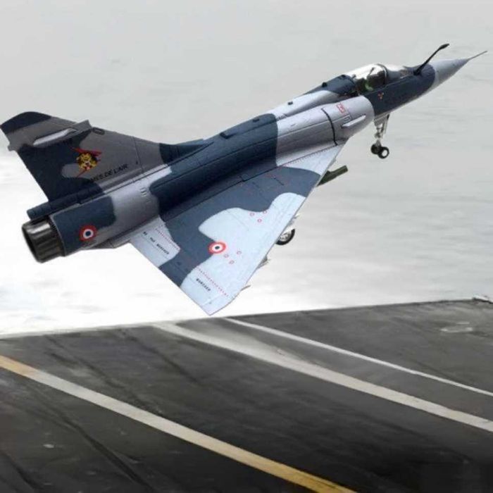 Macheta avion metalica Mirage 2000 French Air Force scara 1:100