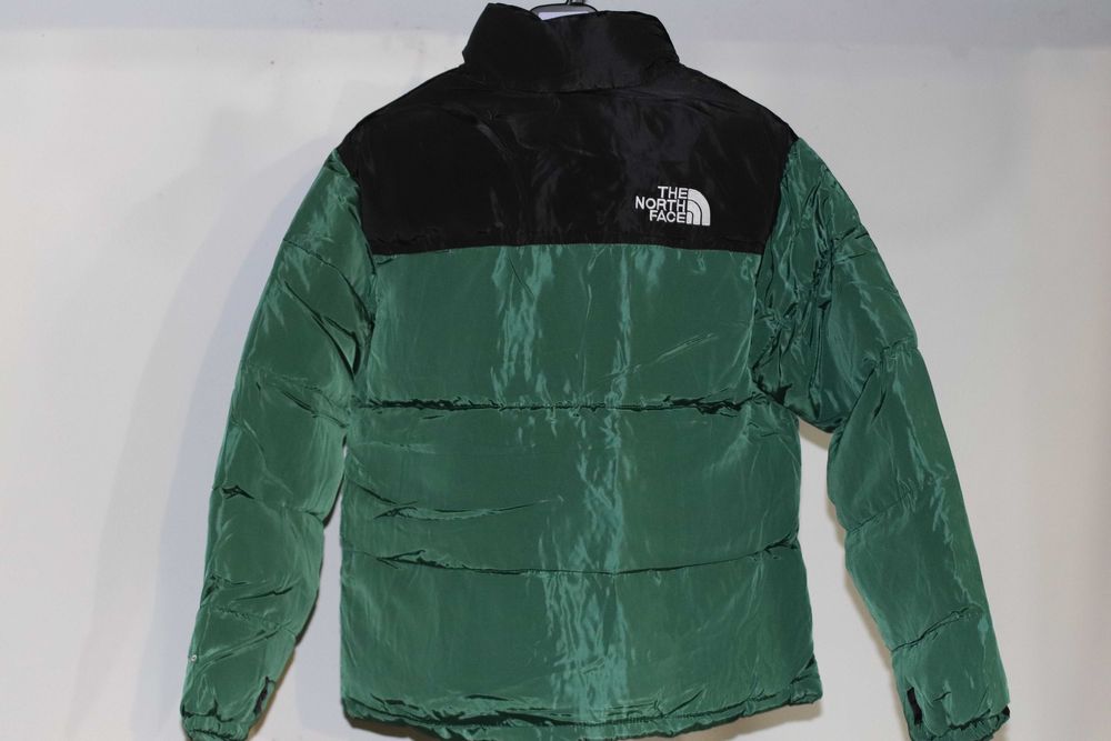 Geaca The North Face diverse modele