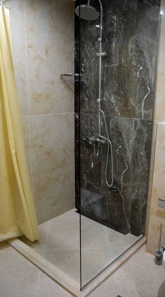 Продава се Двустаен апартамент в Созопол - 62 кв.м за 757 €/кв.м - Снимка #4