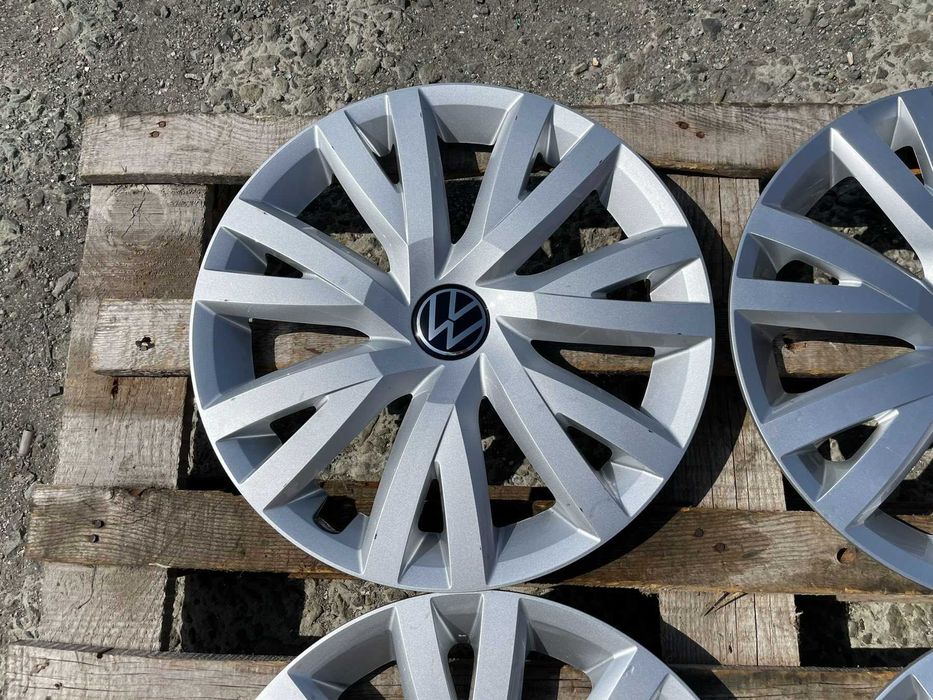 16 цола Тасове VW Golf Volkswagen Golf Bora 5H0601147C Оригинал