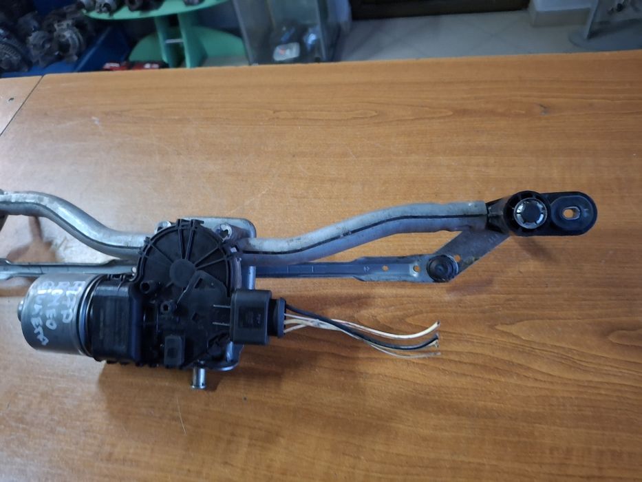 Ansamblul ștergător motoras parbriz Alfa Romeo Giulieta  2010-2020