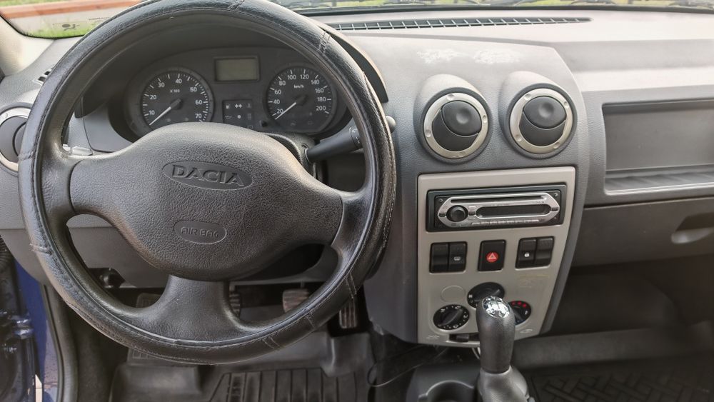 Dacia Logan an 2007  Fără clima