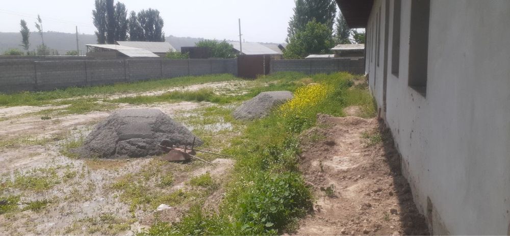 Hovli Uy sotiladi 5 sotok