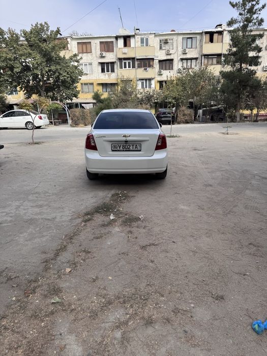 Gentra2020  probeg:99.000 kraskasi:orqa kriloda ozgina bor