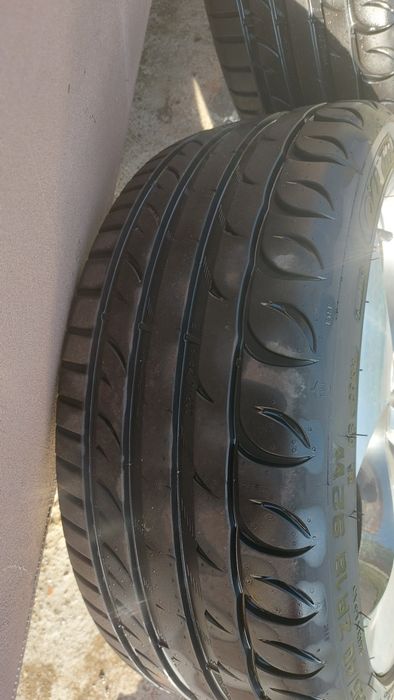 CAUCIUCURI 225 / 40 / 18 NOI * 0 KM * Profil 100%* Set 4 Bucati***