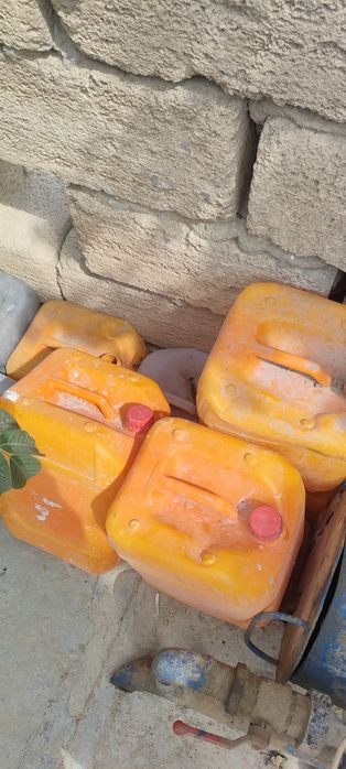 Канистр сатылады