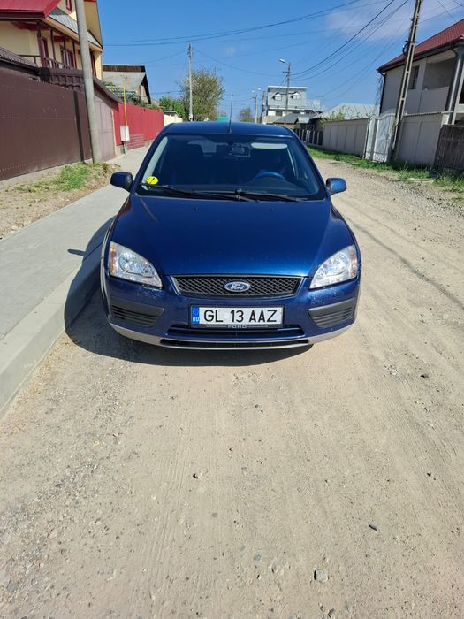 Vând Ford focus 2 1,6 benzină