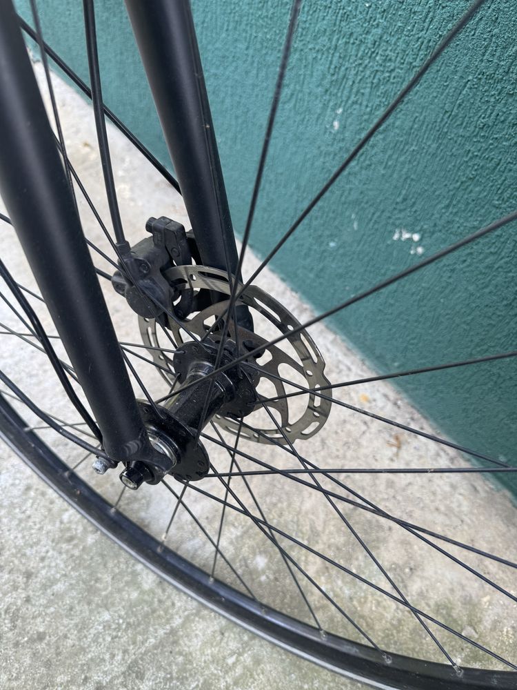Bicicleta ultra usoara, rapida pt oras