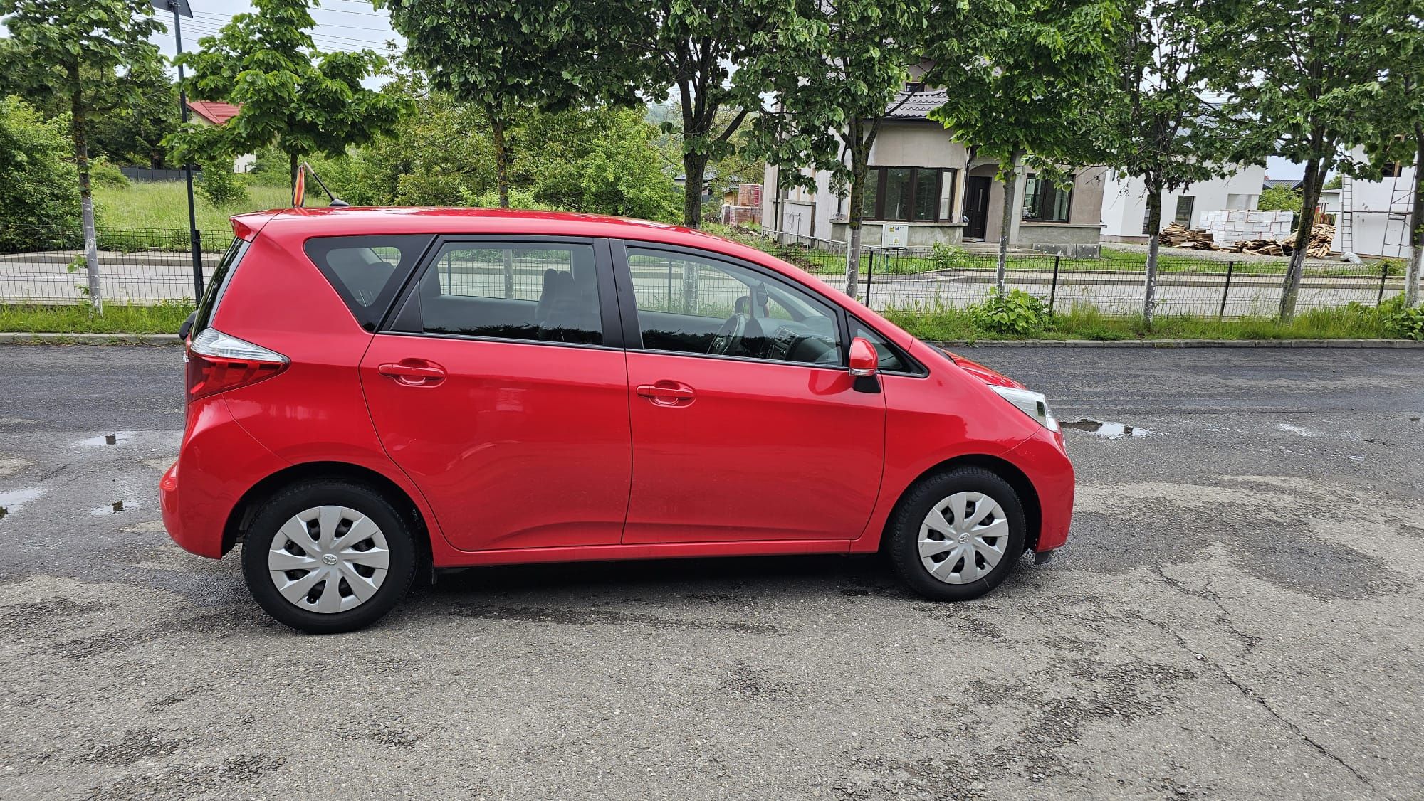 Toyota Verso S Motor 1.4 Benzina Euro 5 Navigație Mare Clima