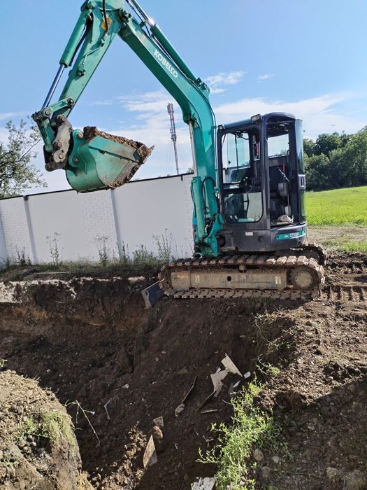 Prestări servicii / inchiriez excavator 5.5 to