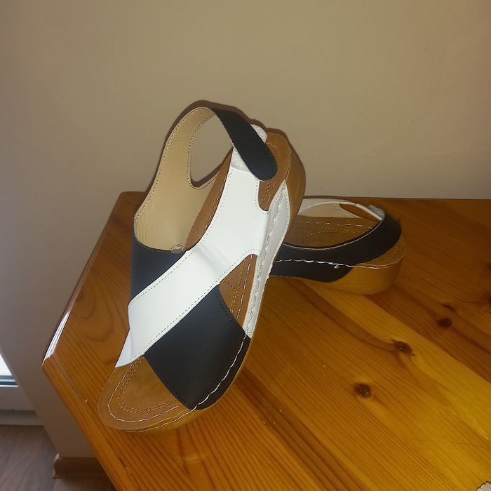 Дамски обувки нови