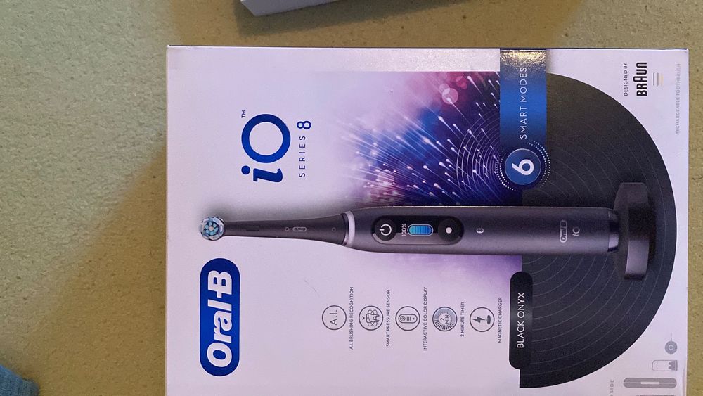 Periuta dinti electrica Oral-B iO Series 8 Black Onyx, noua