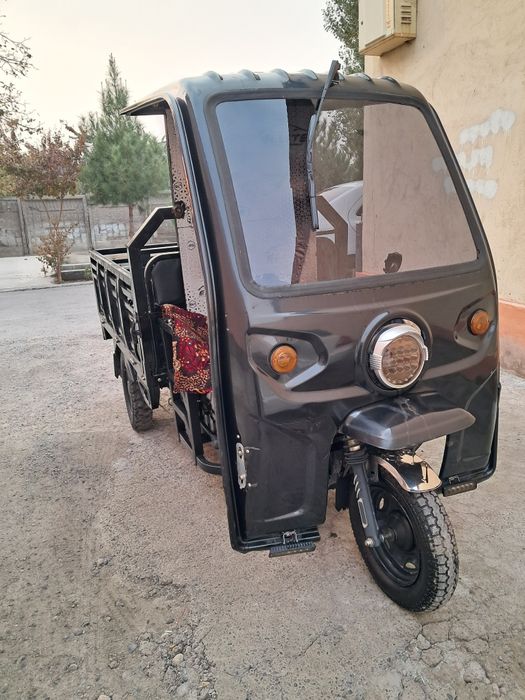 500 kgli elektr motorol sotiladi