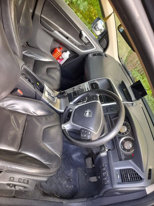 Volvo xc 60 echipat complet