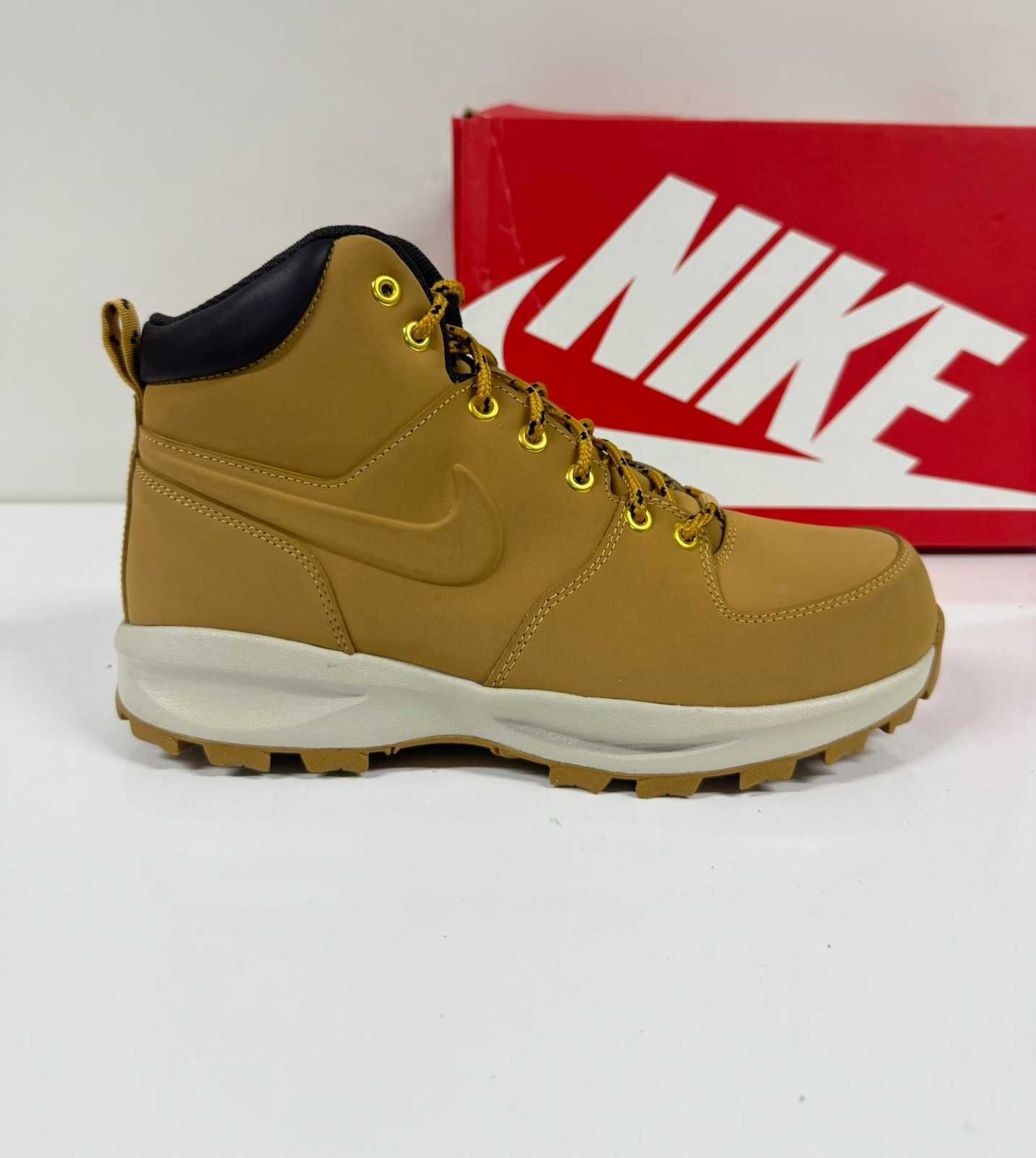 Nike Manoa Leather Haystack
