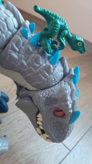 Подвижна фигура динозавър Jurassic World