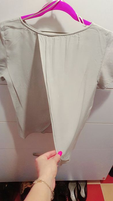 Bluza cu maneci scurte, Esprit