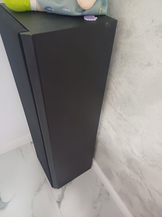 Vând boxe sharp 2 perechi