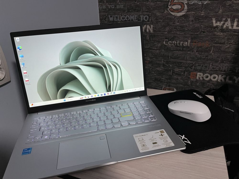 Asus VivoBook 15 model: k513e