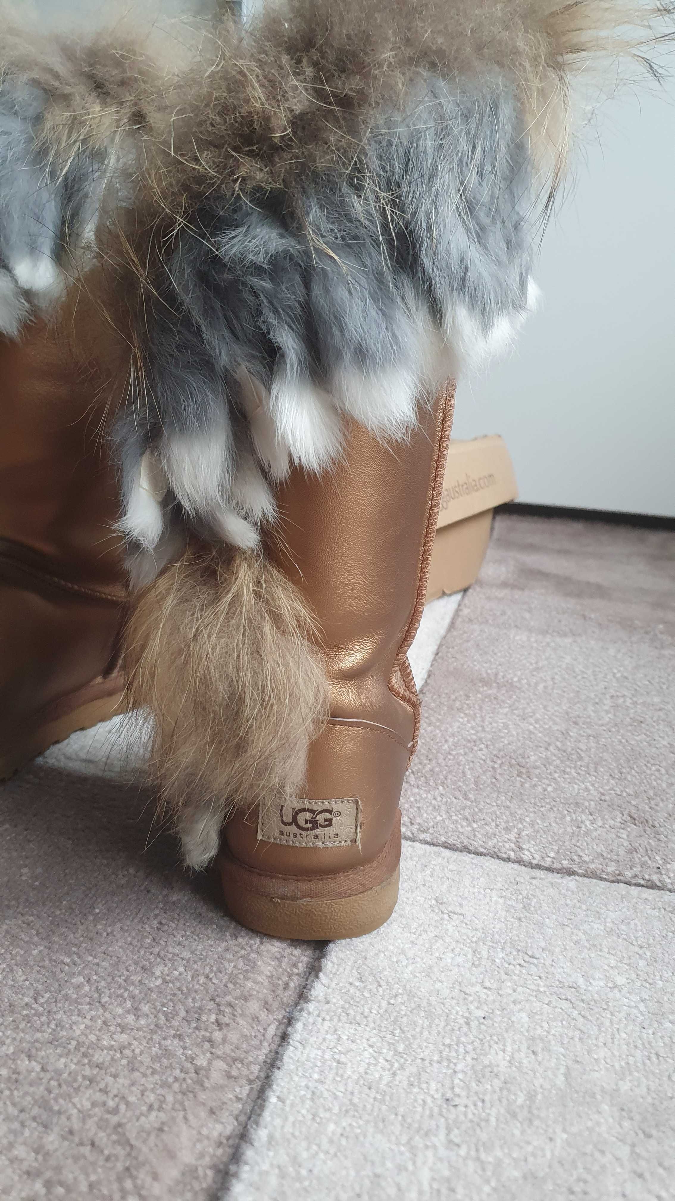 Зимни ботуши UGG