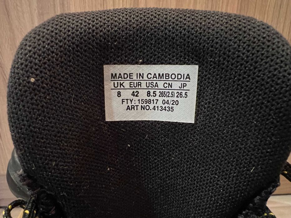 SALOMON мъжки туристически обувки номер 42