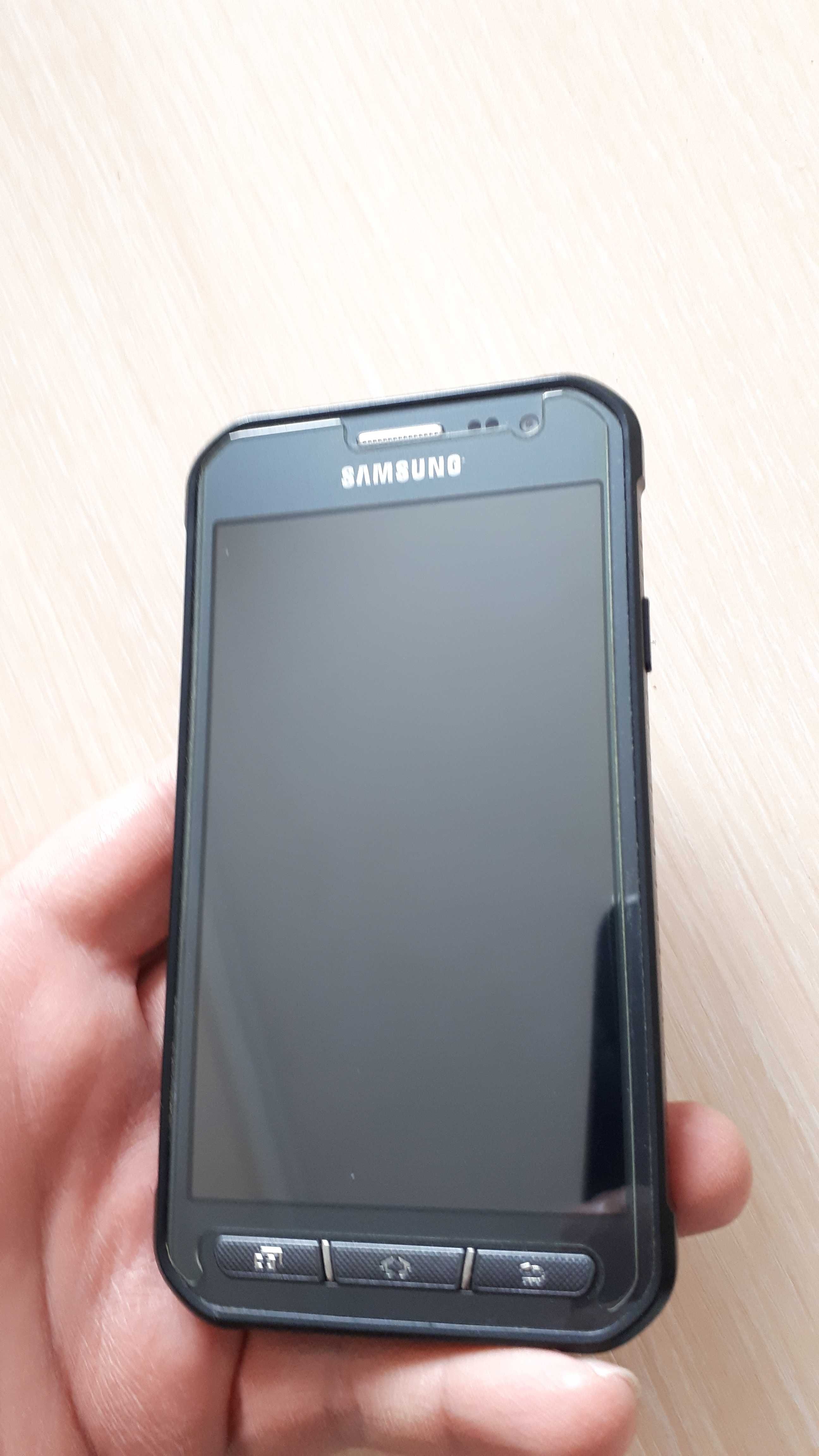 Мобилен телефон GSM Samsung Xcover 3