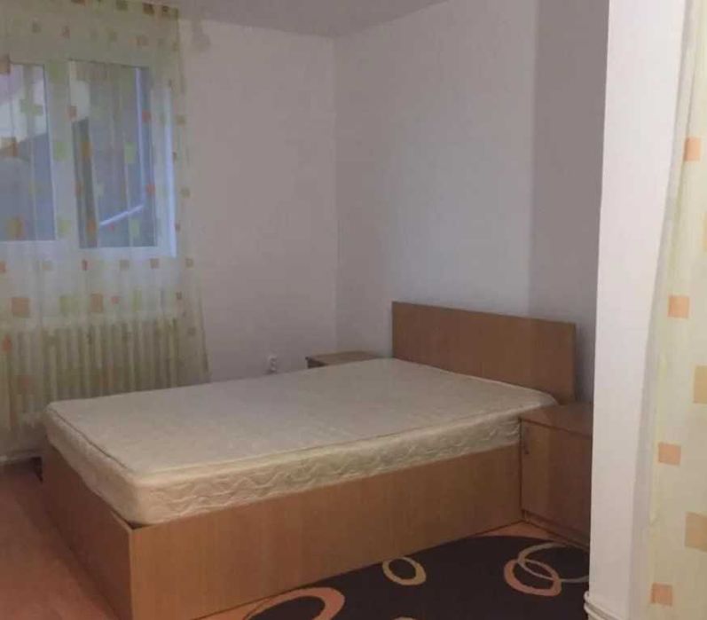 Дава се под наем Двустаен апартамент в Пловдив, Мараша - 65 кв.м за 295.8 € - Снимка #1